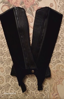 OVATION Tred Step Leather/Rib/Zip High Quality 1/2 Chaps Sz Med Riding/Costume 