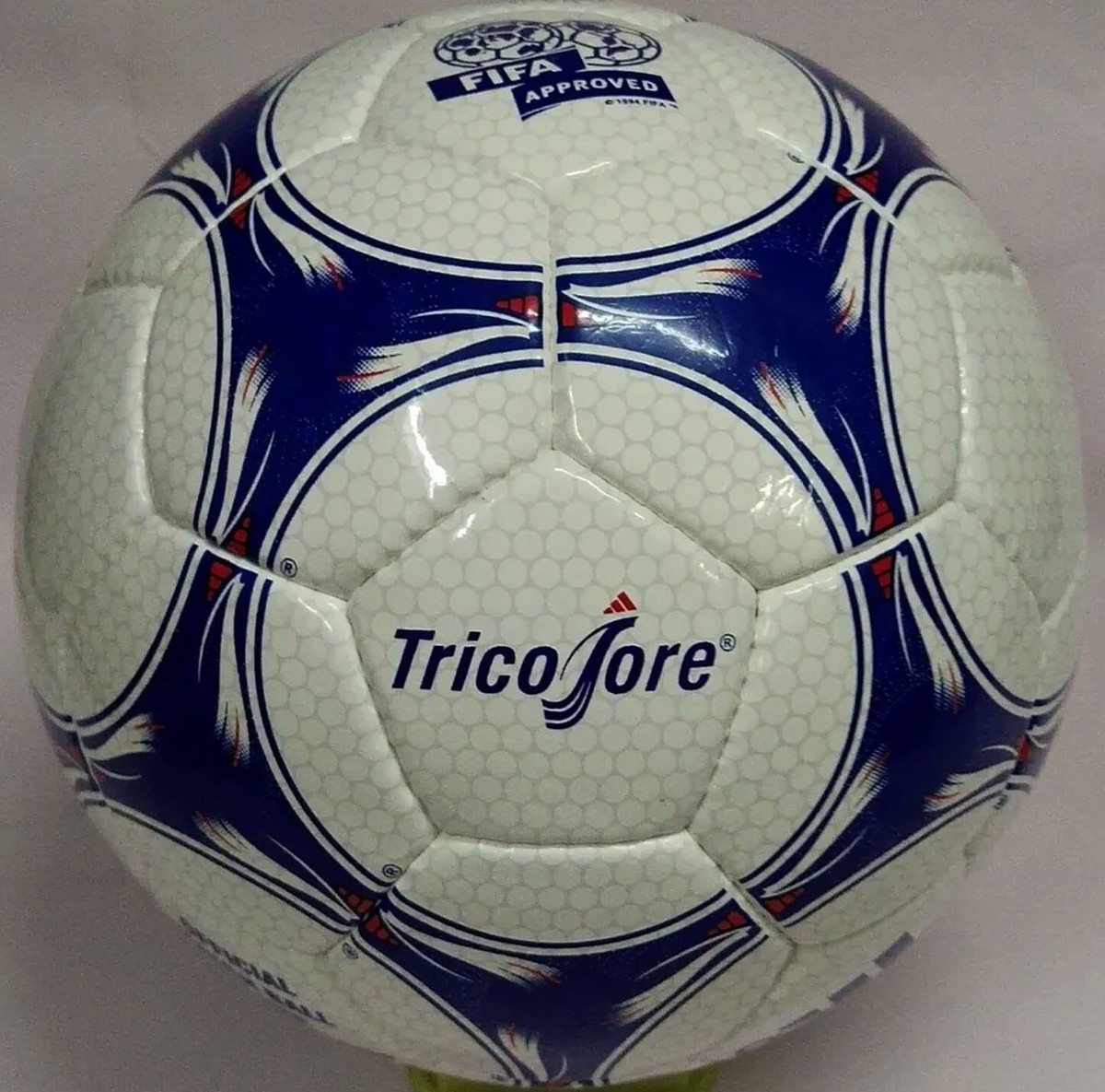 1998フランス ワールドカップ　サッカーボール　tricolore 箱付き 1998フランス ワールドカップ サッカーボール tricolore 箱付き