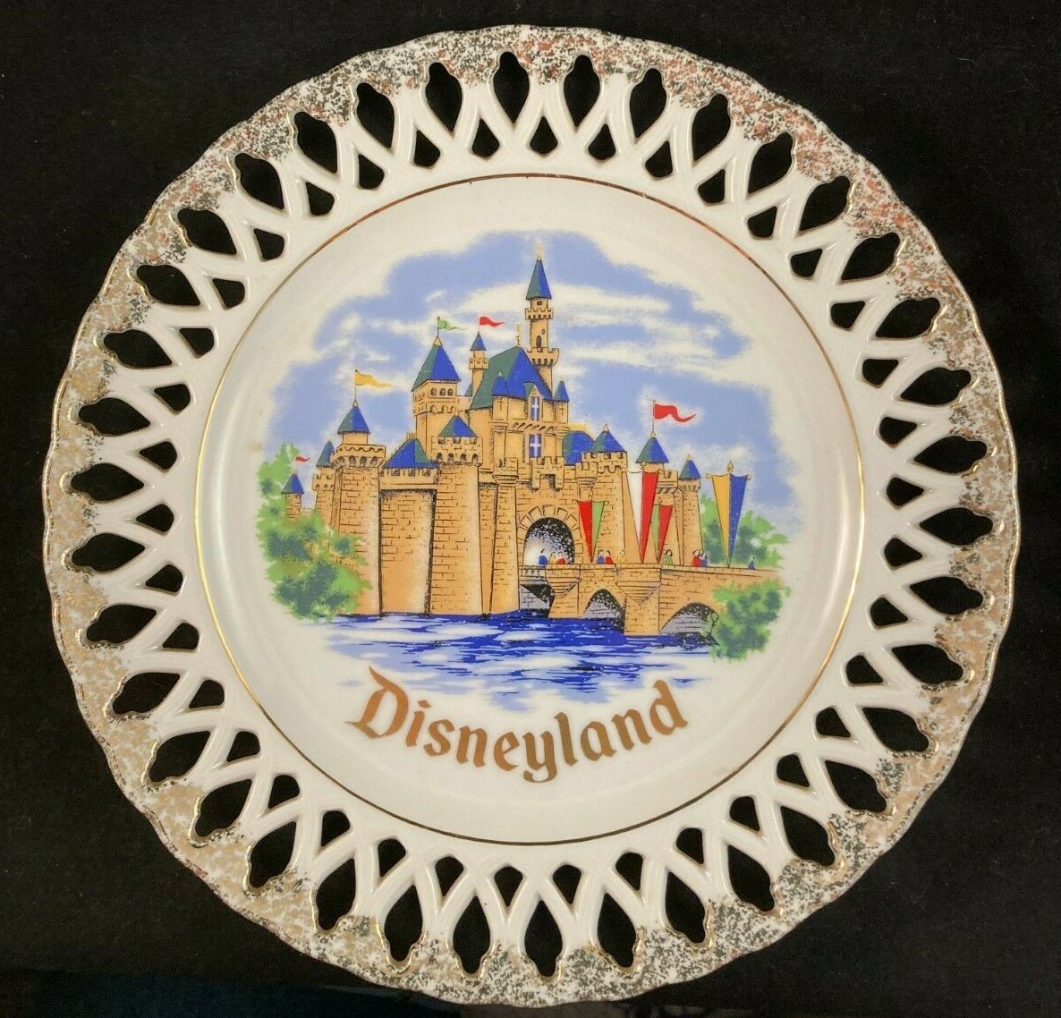 Walt Disney Productions 1985 壁掛け s-l1200.jpg
