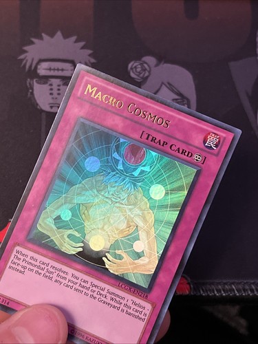 Macro Cosmos LCGX-EN218 Unlimited Ultra Rare LP - Picture 3 of 5