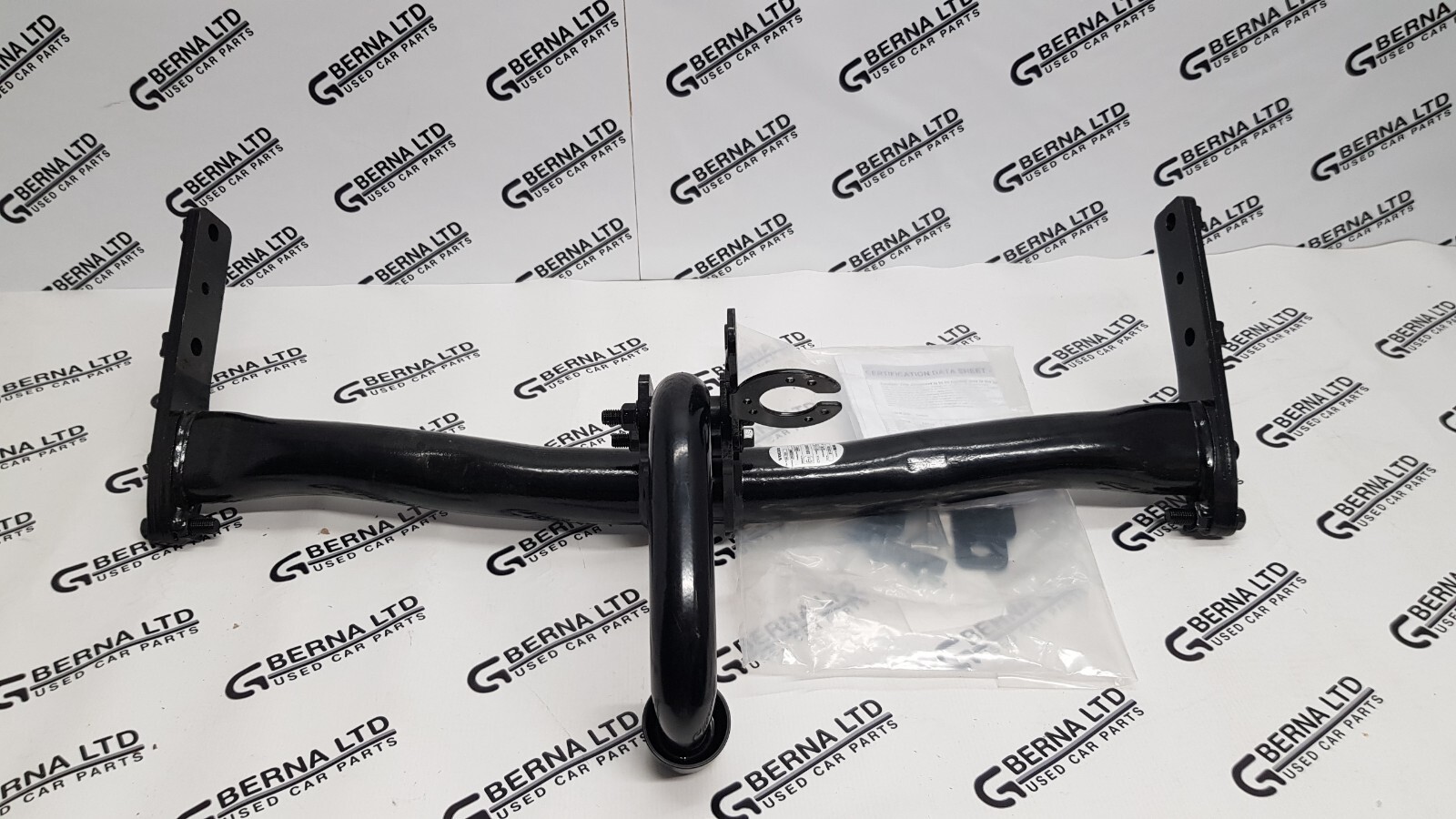 Genuine Volvo Xc60 up to 2017my Fixed Towbar 31359730 for sale 