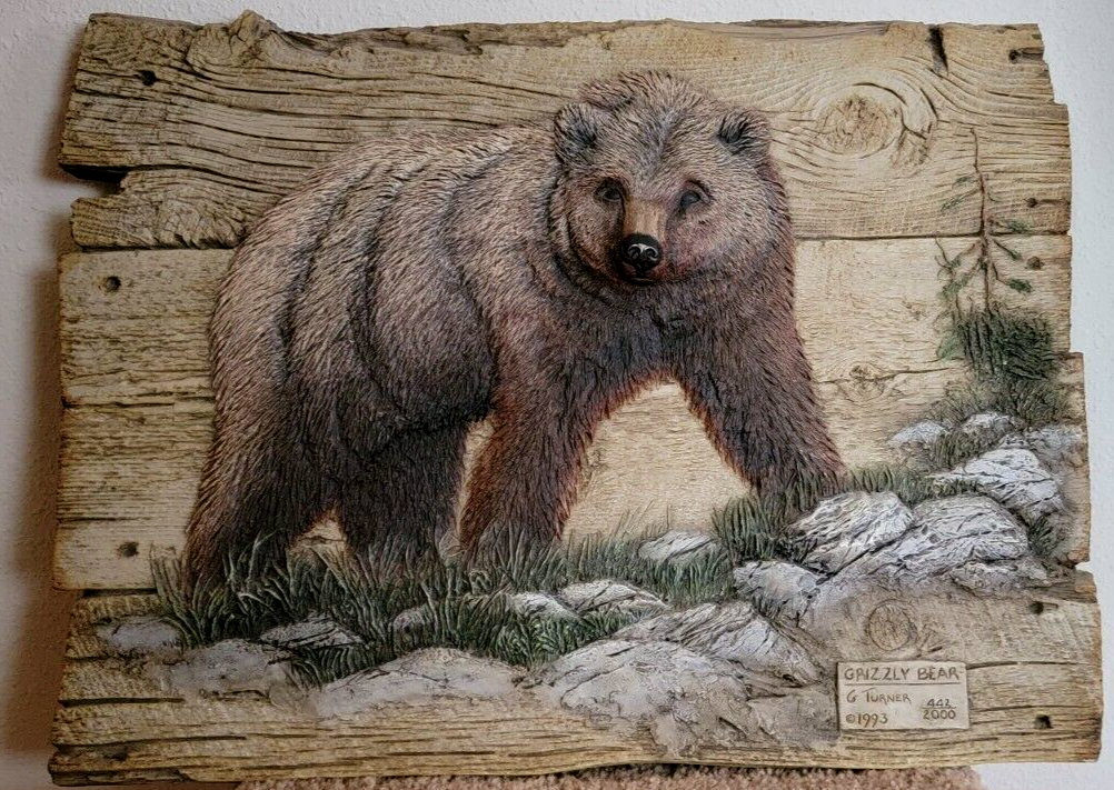 George Turner GRIZZLY BEAR 1993 RELIEF WALL SCUPTURE Hand Painted  
