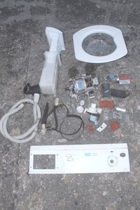 CREDA W100FW WASCHMASCHINE DEFEKT FÜR TEILE:MOTOR,TIMER,UNTERDRÜCKER,VERKLEIDUNG ETC.