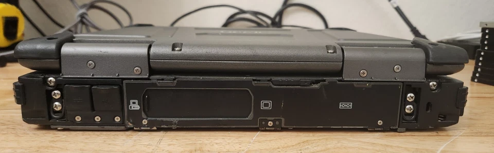 Getac B300 G5 Rugged Touch 13.3" i5-4300M 4GB RAM w/dock (No HDD/No Battery) - Image 3 of 4