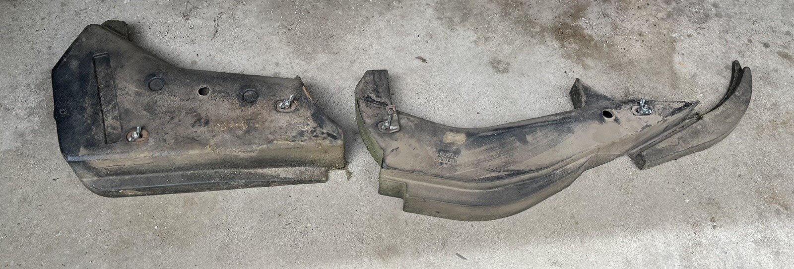 Used John Deere OEM BM20827 Mulching Kit Without Blades Fits 54C 54D