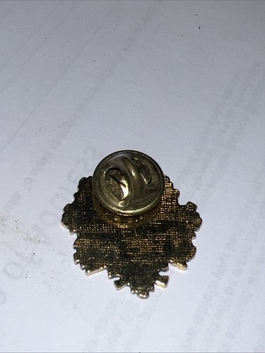 Vintage 1991 "WISE MEN STILL SEEK HIM" Religious Lapel Pin Gold Tone Christmas - Picture 2 of 2