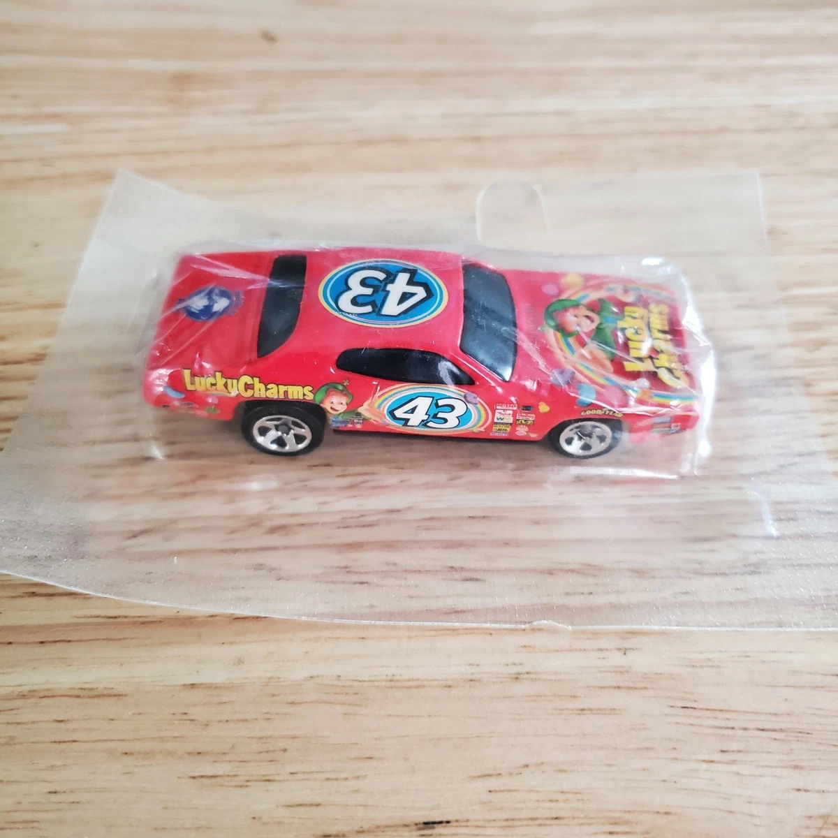 Hot Wheels Plymouth Diecast Racing Cars 1971 Vehicle Year for sale