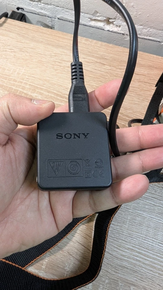 Sony Alpha 5100, photo 3 of 5