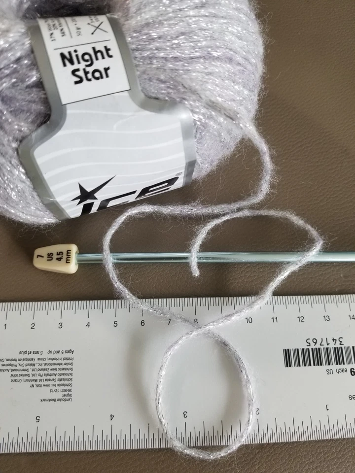 2 bolas de FIOS DE GELO Night Star cinza prata 67953 mistura metálica 50g/200m cada - Imagem 4 de 4