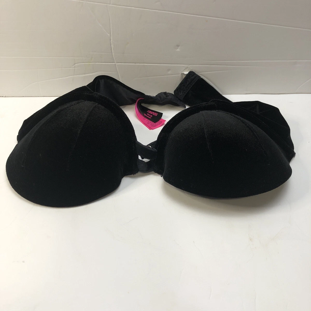 La Senza Lingerie size 32 B strapless lightly padded bra black