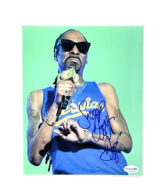 Snoop Dogg Authentic Autographed Hand Signed 8x10 Photo Rap Hip