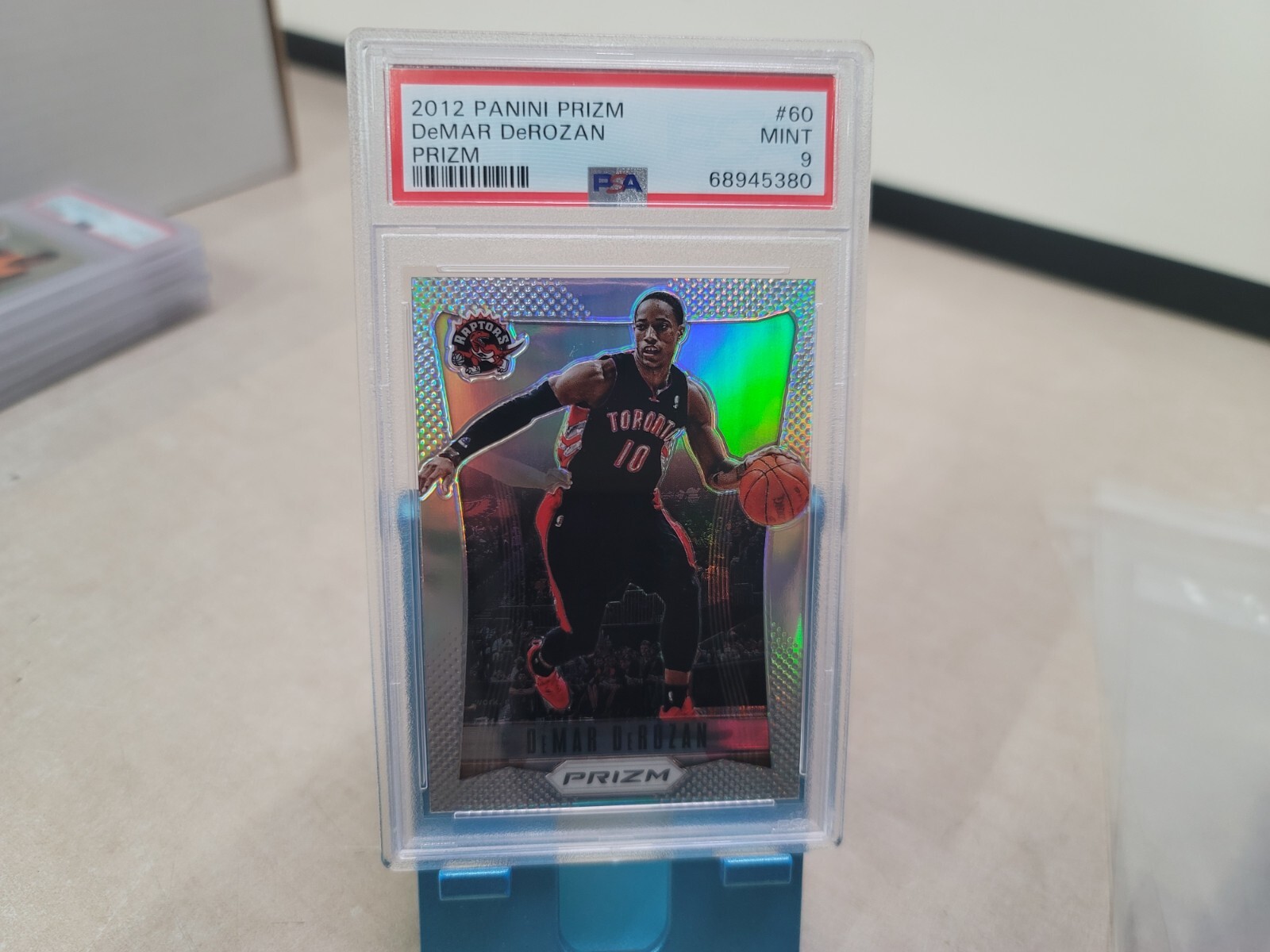2012-13 Panini Prizm DeMar DeRozan Silver Prizms Refractor #60 PSA 9 T7566