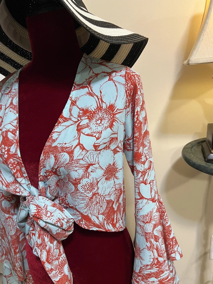 Top corto vintage Havana para mujer azul y rojo LS mangas con volantes talla M Foto 3 de 4