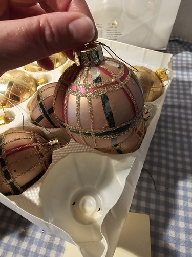 Sparkling Creations 18 Glass 2.5" Round Ornaments Gold, Red, Striped Read - Picture 12 of 18