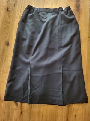 NEU Rock 100% Schurwolle Wolle Größe 42 XL schwarz DRK Chiwitt