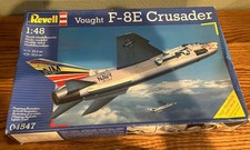 1/48 F-8E Crusader with Extras