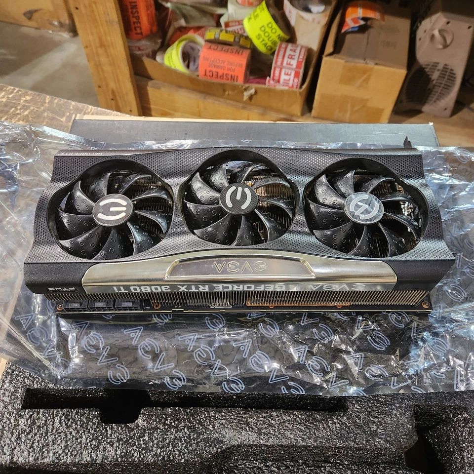 EVGA GeForce RTX 3080 Ti FTW3 ULTRA GAMING 12GB GDDR6X Graphics Card - Image 2 of 4