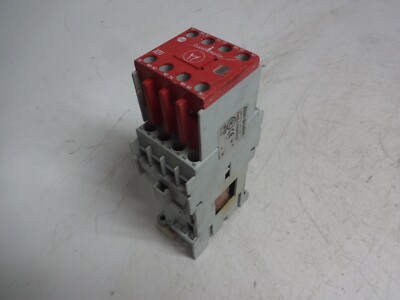 Allen Bradley 700s-cf620djc Guardmaster Safety Relay 24vdc