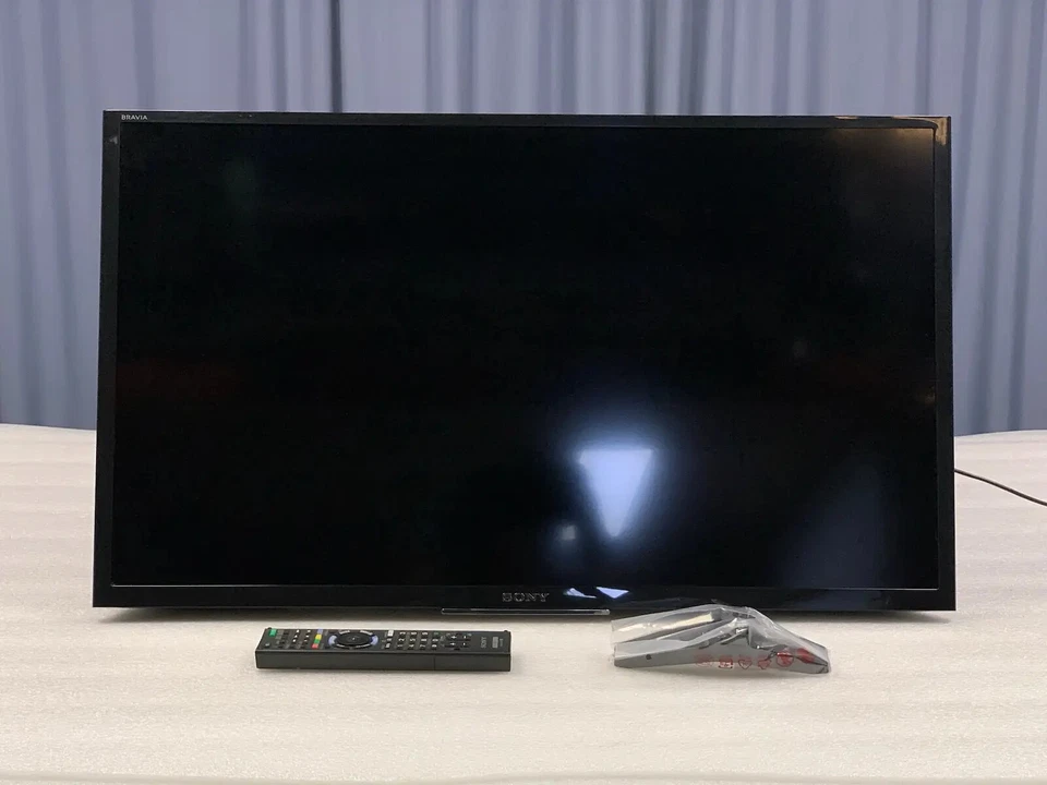 Sony KDL-32W700C 32 inch 80 cm Full HD Smart LED LCD TV - Neflix - image 2 of 4