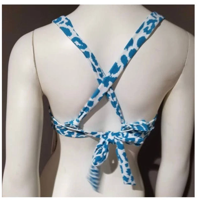 New Calvin Klein Womans Sz Medium Bikini Top Swim Underwired Animal Pleated NWT - Image 2 of 4