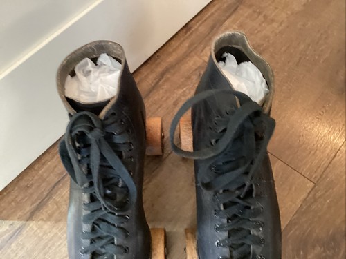 Vintage Chicago Black Leather Roller Skates Mens Sz 8 W/ Case Free Ship - Picture 5 of 21
