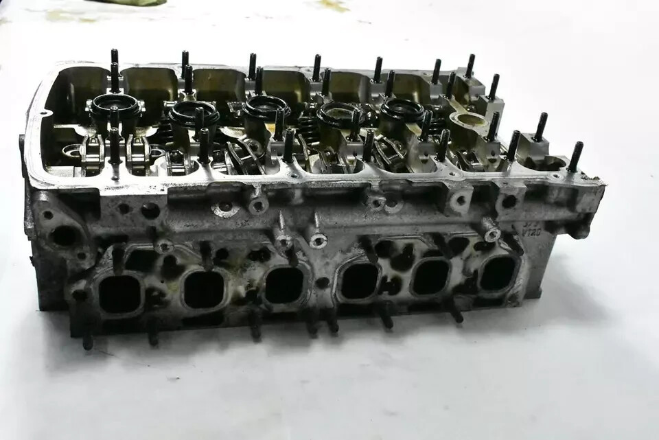 03-12 Bentley Continental Flying Spur 6.0L W12 Left Engine Head Cylinder OEM