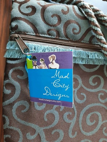 Purse, Artist Designed, "Teal in Reverse" - NEW --FREE SHIPPING - Picture 3 of 5