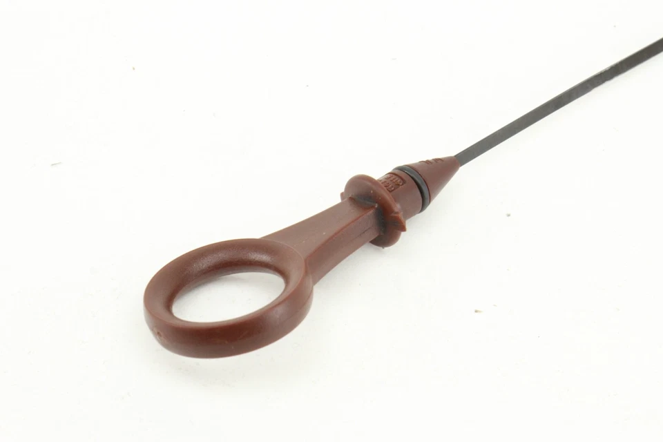 Оригинальный щуп уровня масла двигателя турбонаддува 09–17 Volkswagen Tiguan 2.0 - Изображение 3 из 4