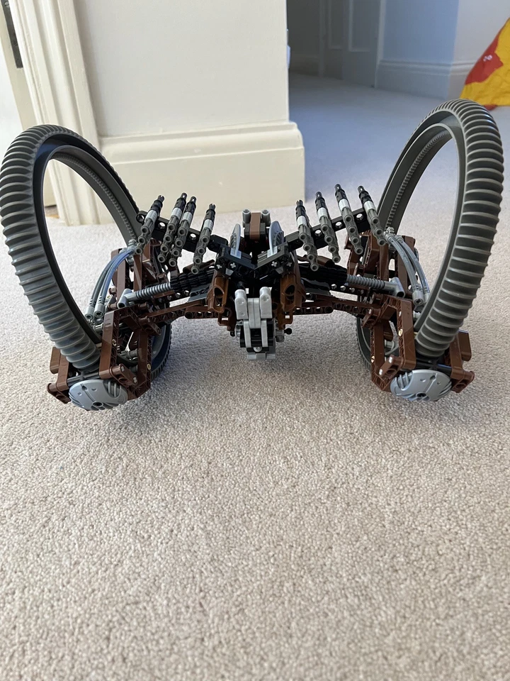 LEGO Star Wars 4481 Hailfire Droid, photo 3 of 5