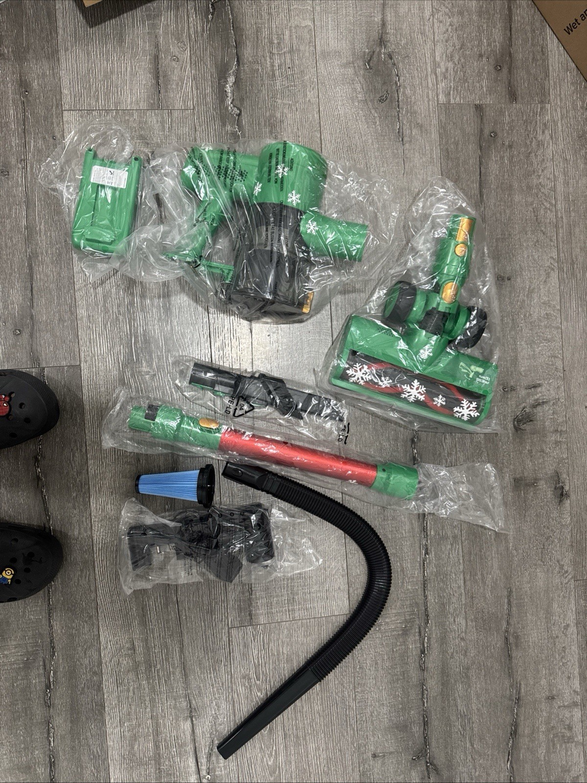 Cordless Leaf Blower & Vacuum Cleaner Kit with Battery and Accessories