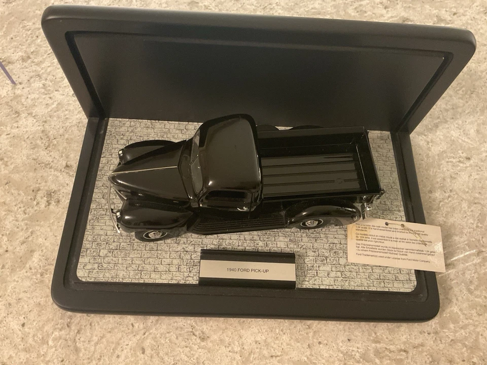 FRANKLYN MODELO DE PRECISIÓN FUNDIDO A PRESIÓN COMO NUEVO... CAMIONETA FORD 1940 NEGRA. IMPECABLE Foto 4 de 4