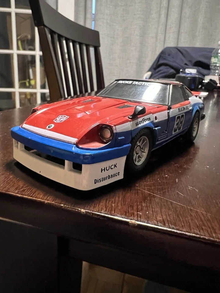 Transformers Masterpiece MP-19 Smokescreen Action Figure - Image 3 of 4