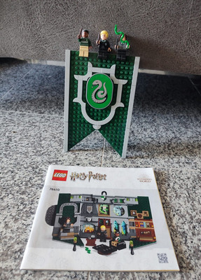LEGO Harry Potter Hausbanner Slytherin 76410 mit Minifiguren & Anleitung