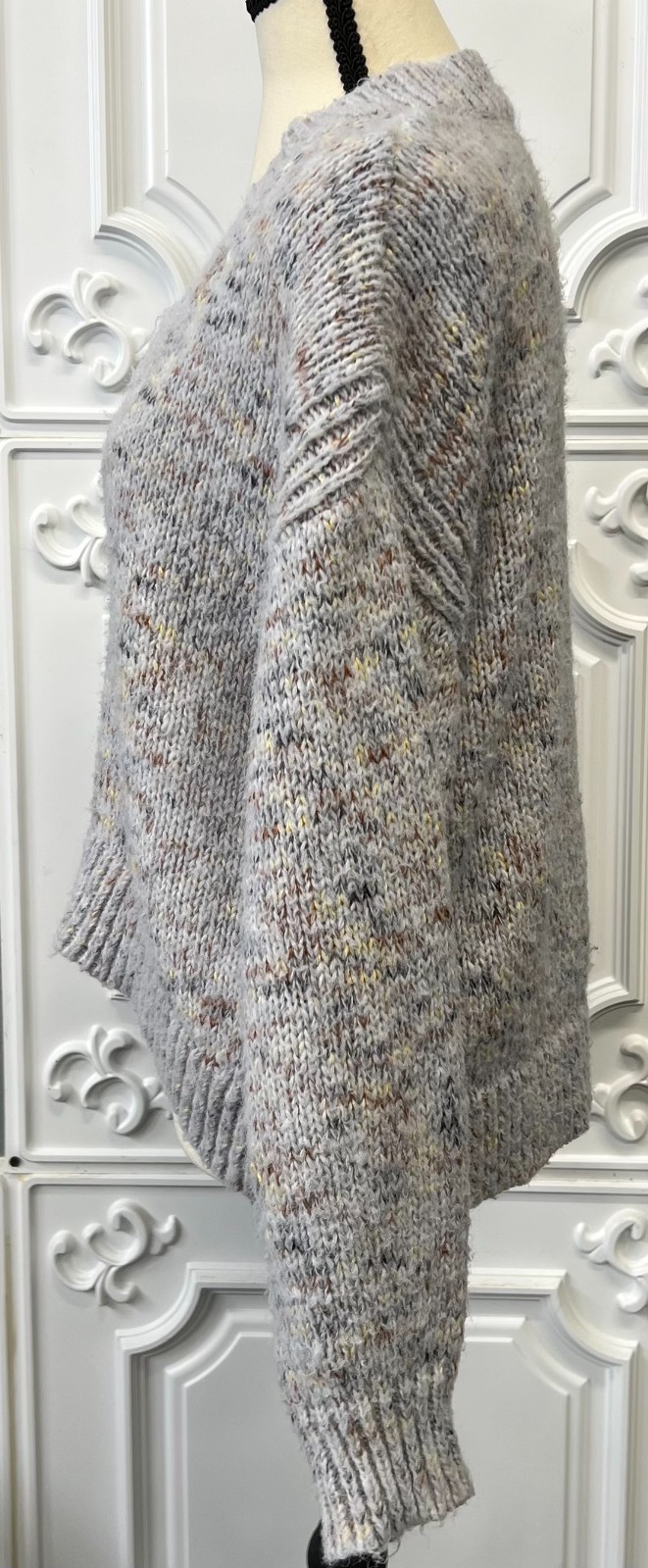 Universal Thread Speckled Gray Deep V-Neck Sweate… - image 3