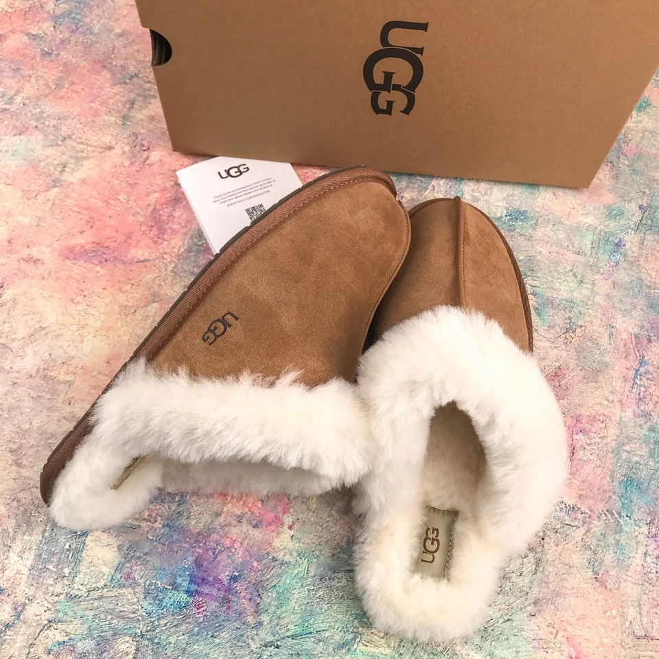 Zapatillas planas para mujer UGG Scuffette II castaño piel de oveja sin cordones con lana US6-11 Foto 4 de 4