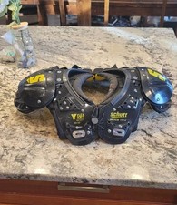 Schutt Y flex 2.0 801057 30-32" Medium 13-14" Football Shoulder Pads