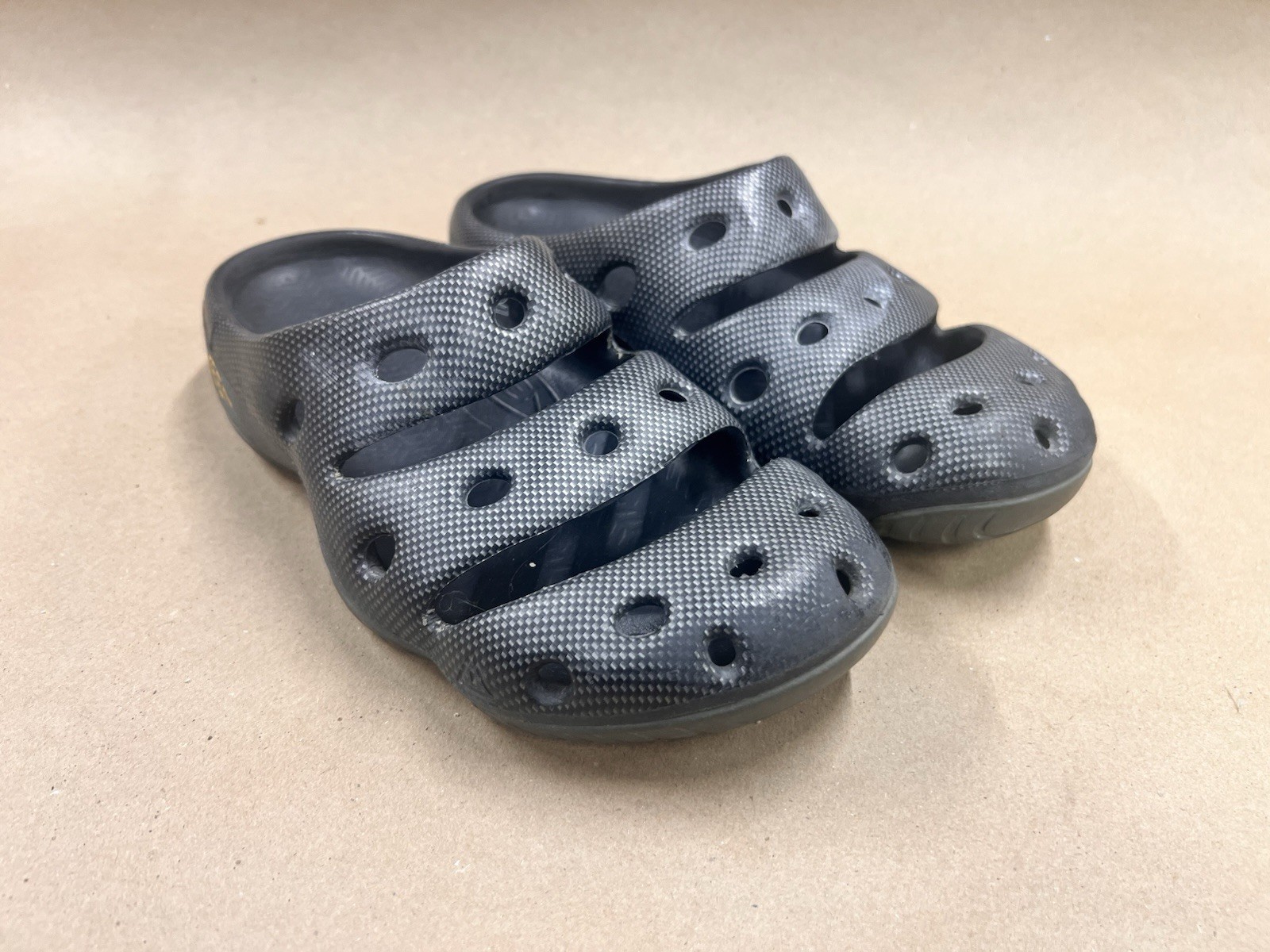 SANDALI KEEN YOGUI NERI GROSSI ZOCCOLI MULE TAGLIA M10