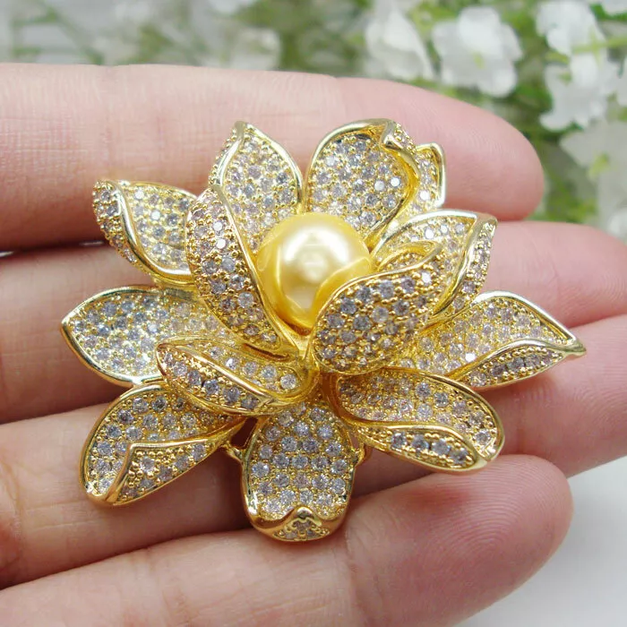 New Elegant Zircon Crystal Lotus Flower Woman Brooch Pin Brown