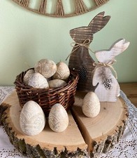 Osterei Holzei Osterdeko bemahlt verziert geschnitzt Holzdeko Landhaus