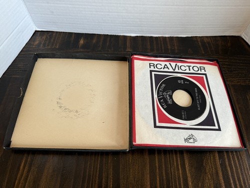 Blast Off To The Moon 7" Vinyl Box Set- 3 Records RCA - Picture 4 of 13
