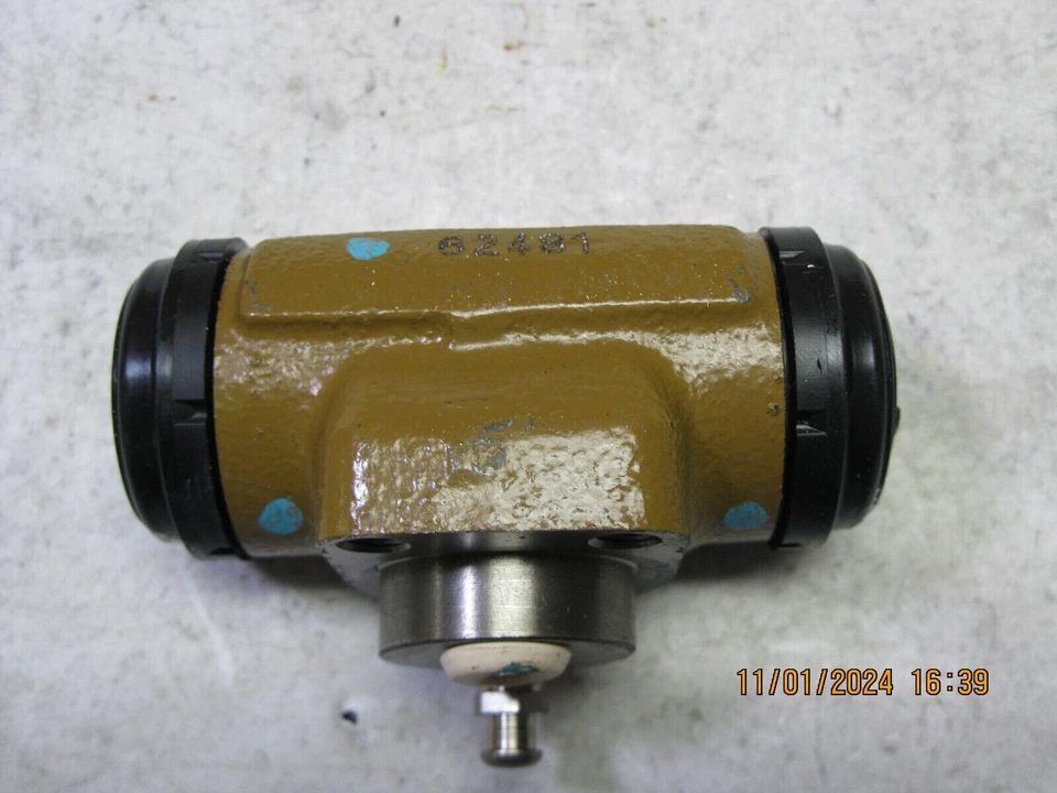 Drum Brake Wheel Cylinder Rear ACDelco 172-1517 18060172 - Image 3 of 4