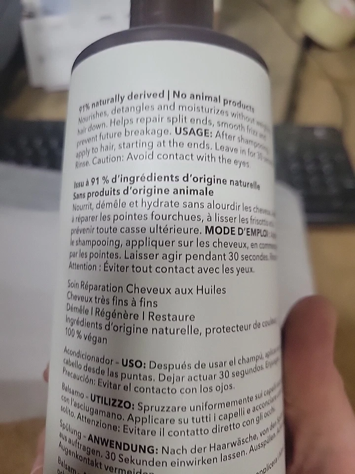 Acondicionador reparador sin peso de Macadamia, 33,8 oz Foto 2 de 4