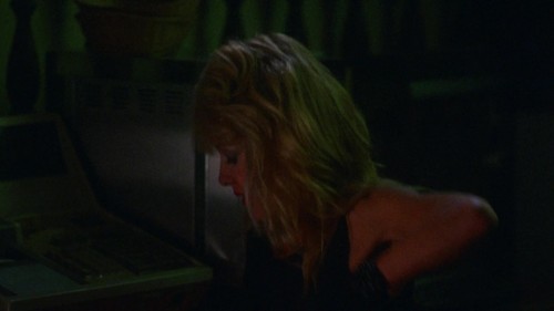 SORORITY BABES IN THE SLIMEBALL BOWL-O-RAMA Blu Ray N Dvd Scanavo Wicked Vision - Picture 12 of 20