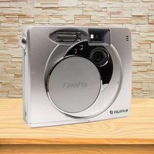 Fujifilm Finepix 30i | eBay
