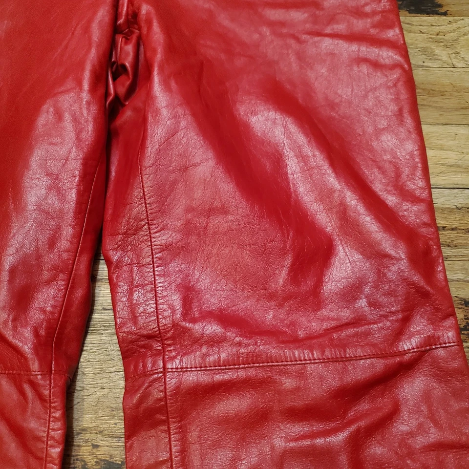 Pantalón Kenneth Cole rojo de cuero ligero para mujer talla 8 y2k cremallera lateral Foto 2 de 4