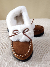 RockDove Women's Chestnut Trapper Moccasin Memory Foam Slipper SZ LG 9.5-10.5