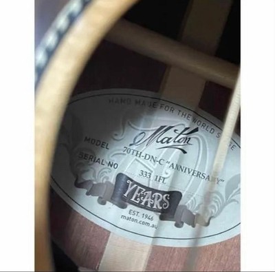 Acoustic Guitar Maton 70th Anniversary Model Natural with Hard