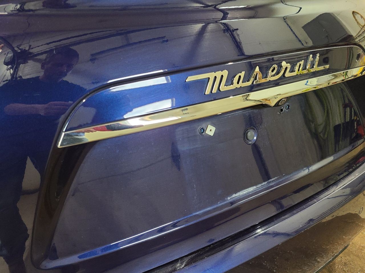 Maserati Ghibli 2019 Condenser compartment lid
