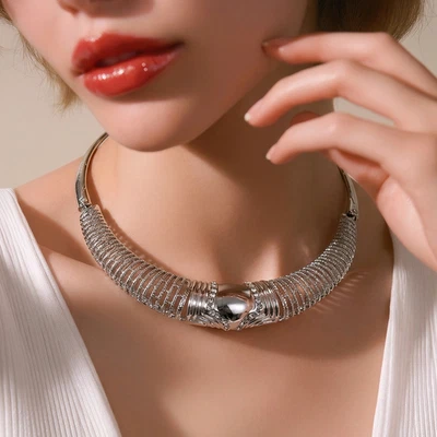 Modische Fashion Damen Zirkonia Collier Halsketten Ketten versilbert Länge 44 cm - Bild 1 von 4