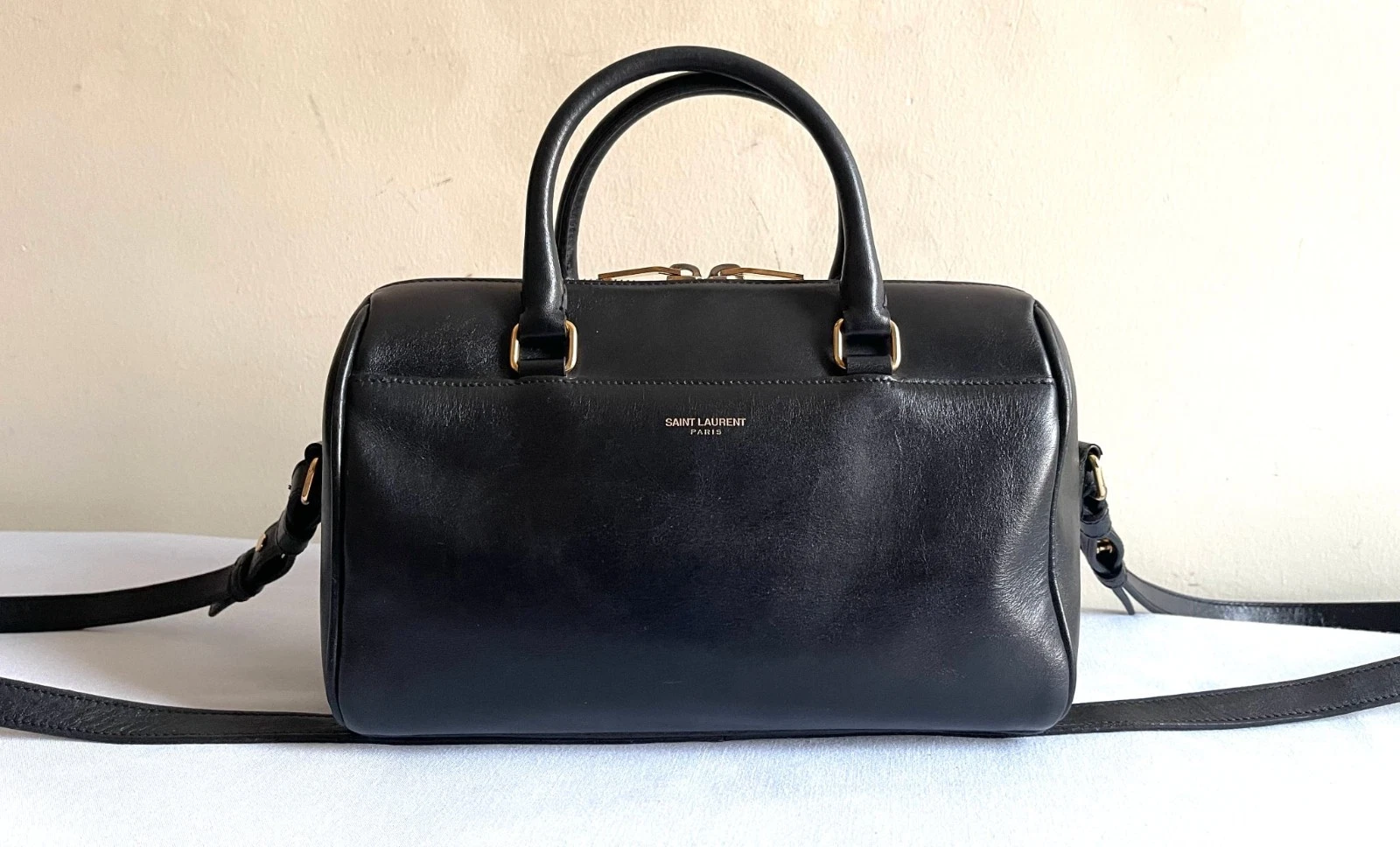 Saint Laurent — Saint Laurent Small Classic Duffle Black Leather 2Way Handbag Crossbody